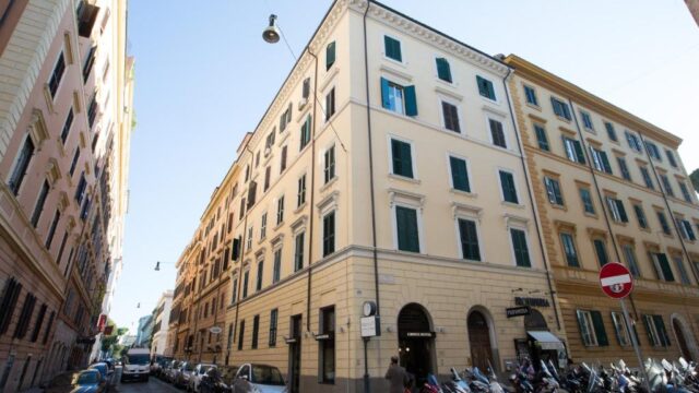 Crosti hotel featured