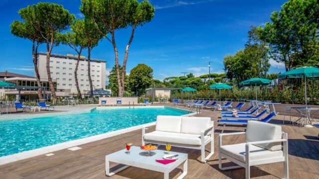 Hotel cristoforo colombo featured