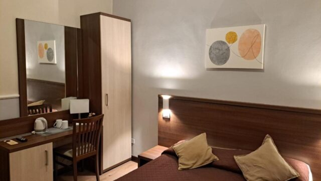 Hotel leone