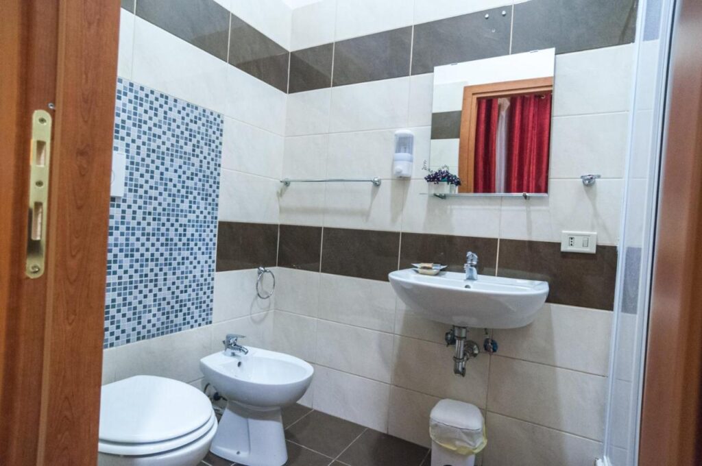 Hotel leone