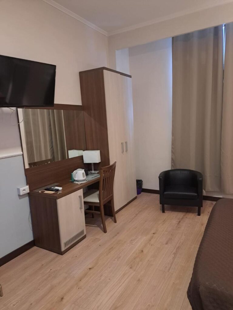 Hotel leone